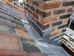 Apron Flashing to chimney - theleadlads.co.uk