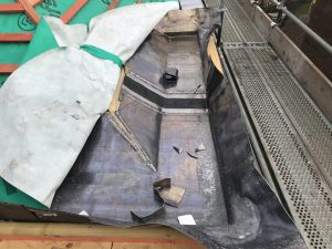 Forming Lead Guttering - theleadlads.co.uk