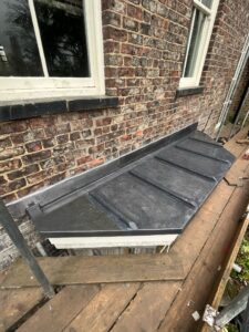 bay roofs in lead