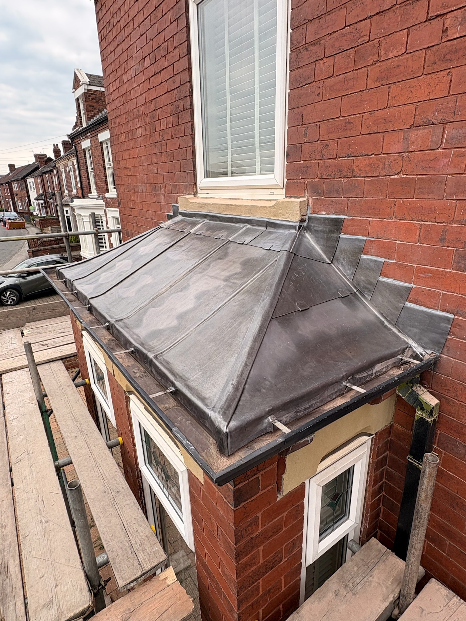 lead bay roof